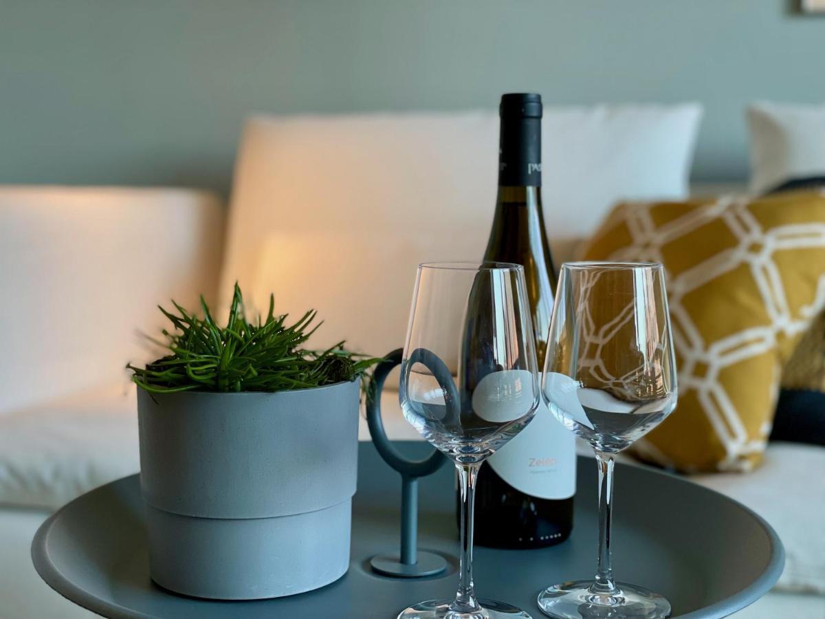 Appartements Gaestehaus Gallob Velden am Woerthersee Exterior photo
